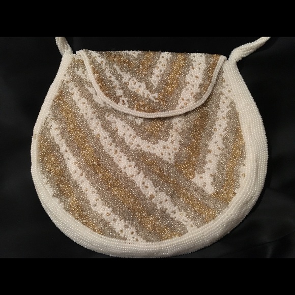 Handbags - 1950’s Hand beaded purse made in Korea